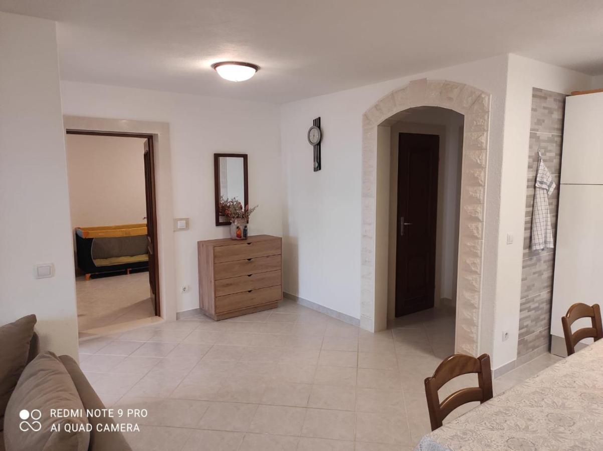 Apartments Marko Sutivan Insel Brac Экстерьер фото