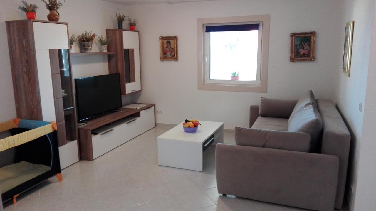Apartments Marko Sutivan Insel Brac Экстерьер фото