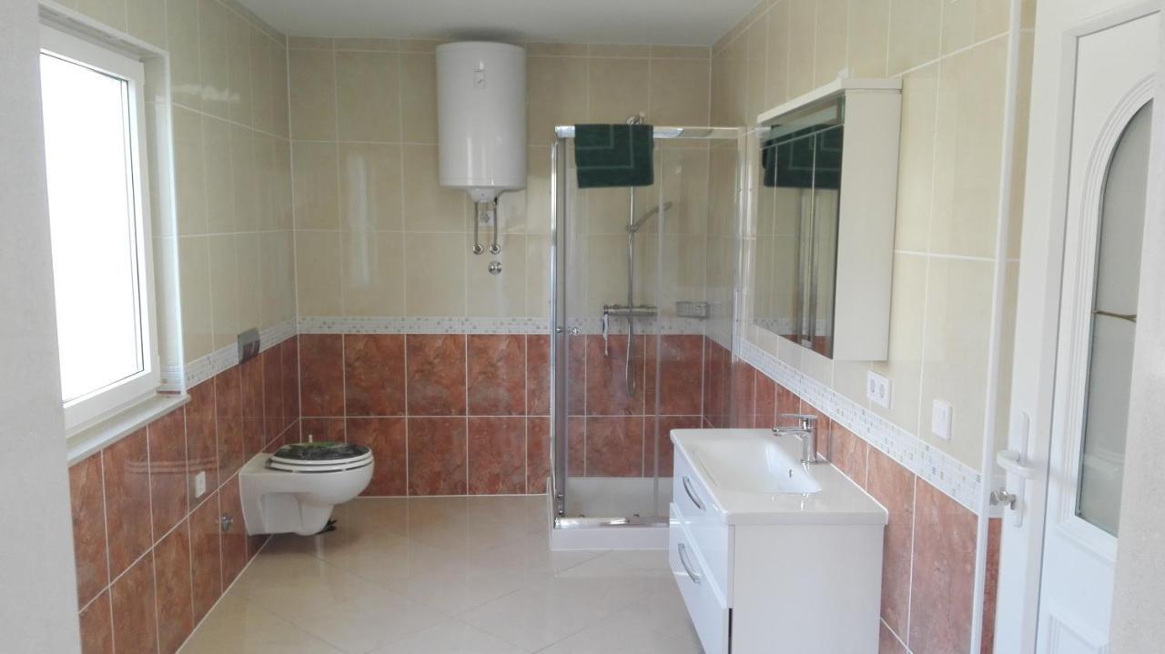 Apartments Marko Sutivan Insel Brac Экстерьер фото